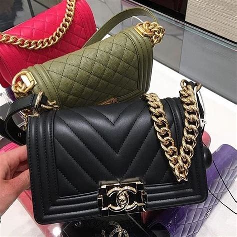 chanel boy chevron vs quilted|chanel belt bag.